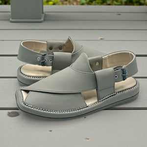 Sneaker Peshawari chappal